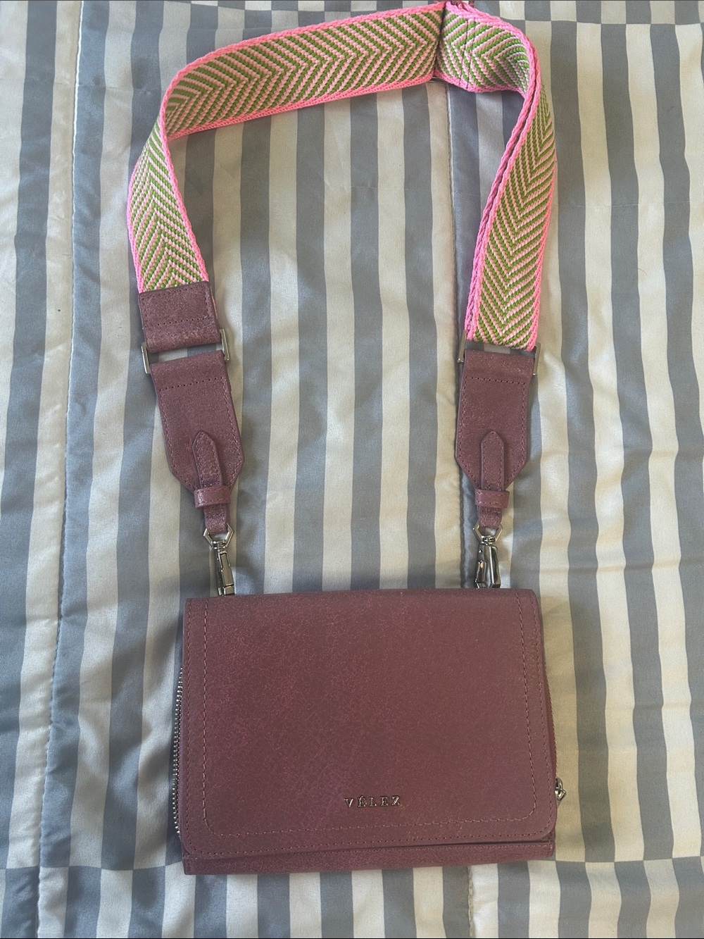 VÉLEZ Crossbody Bag with Detachable Pink & Green Woven Strap